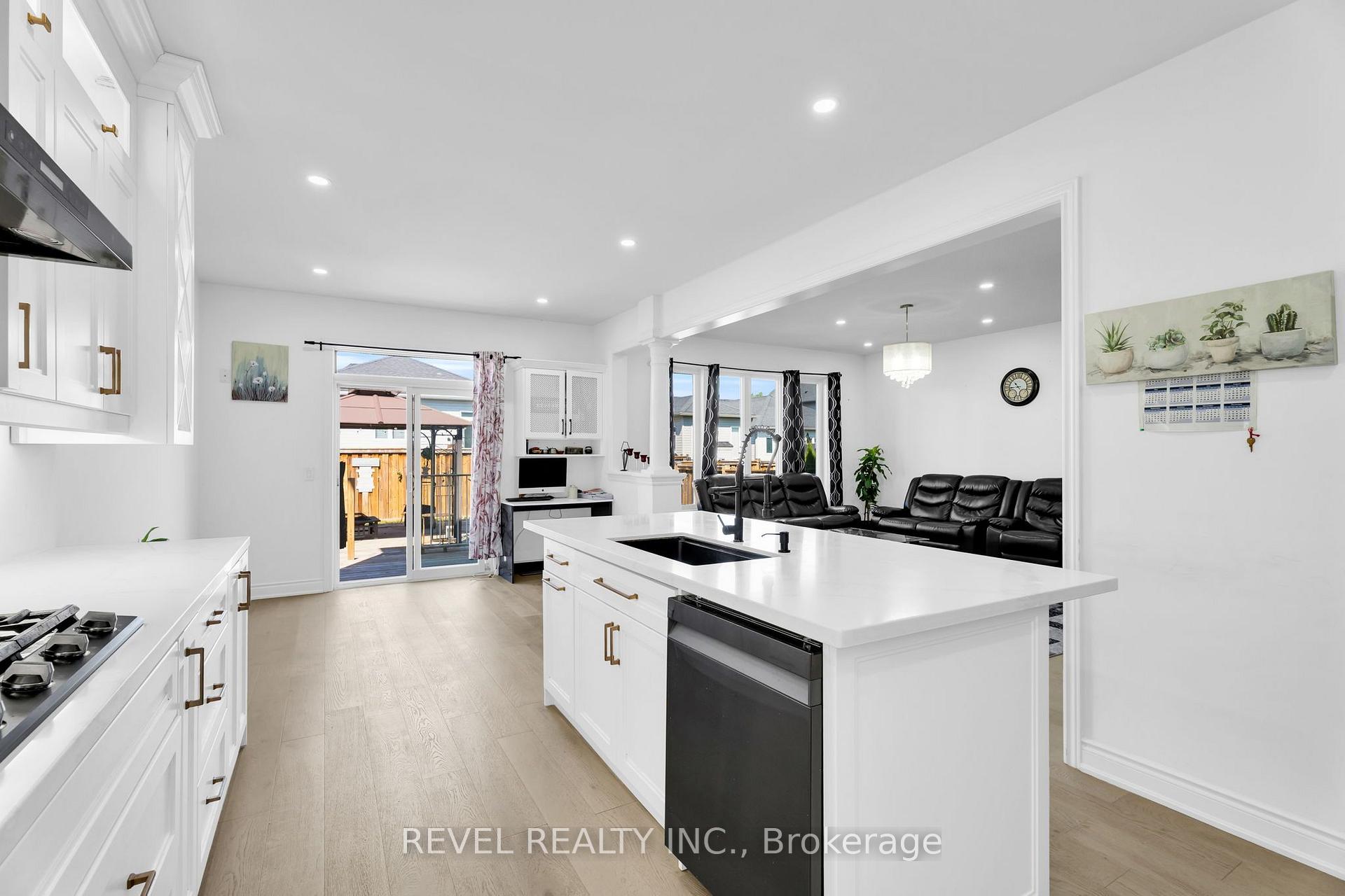 Photo 17 of 536 Brett Street, Shelburne — HOMEH