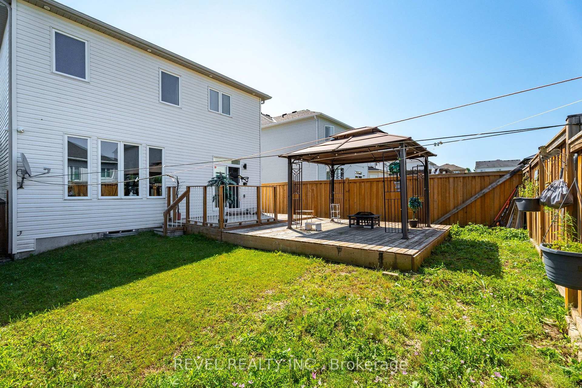Photo 45 of 536 Brett Street, Shelburne — HOMEH