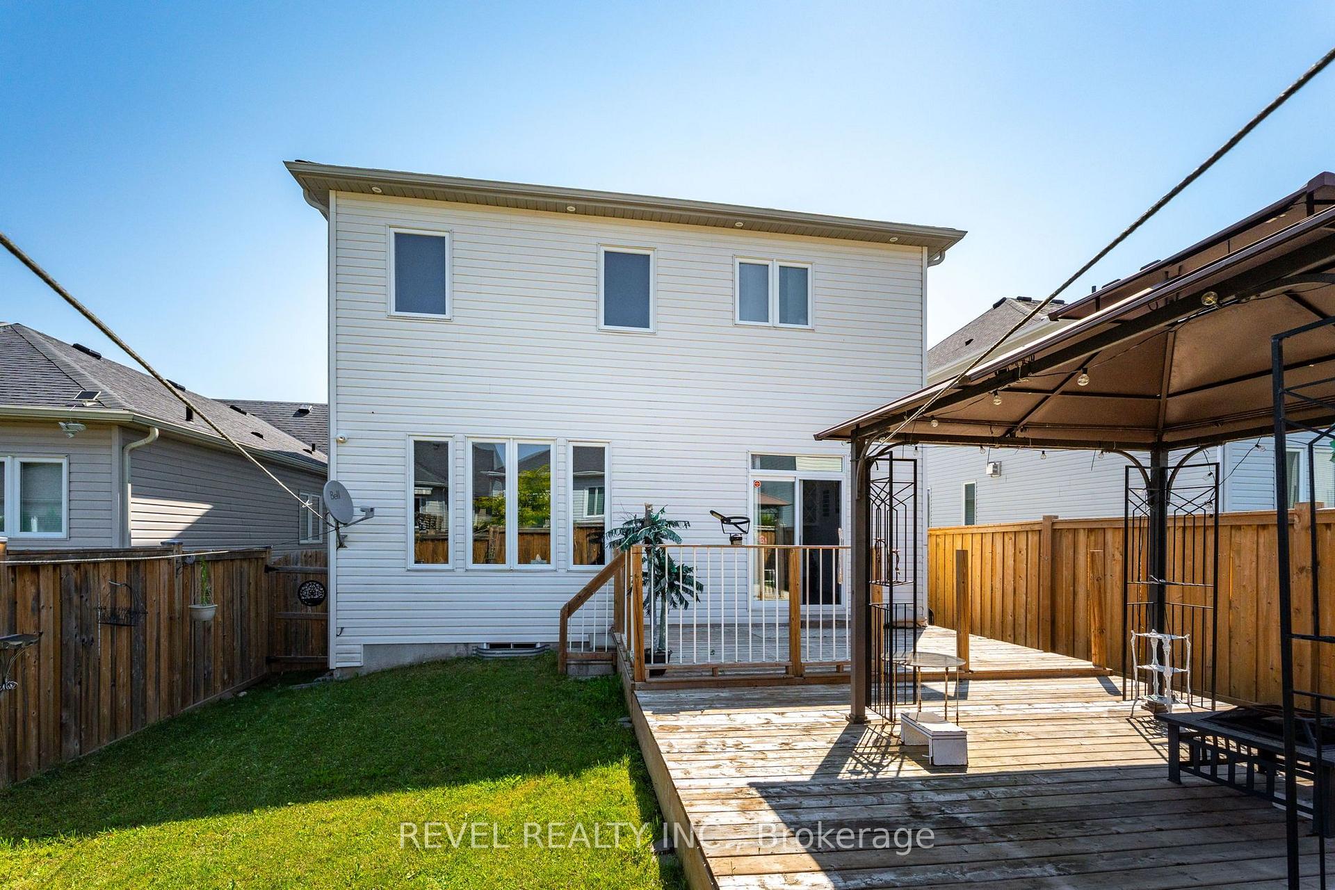 Photo 46 of 536 Brett Street, Shelburne — HOMEH