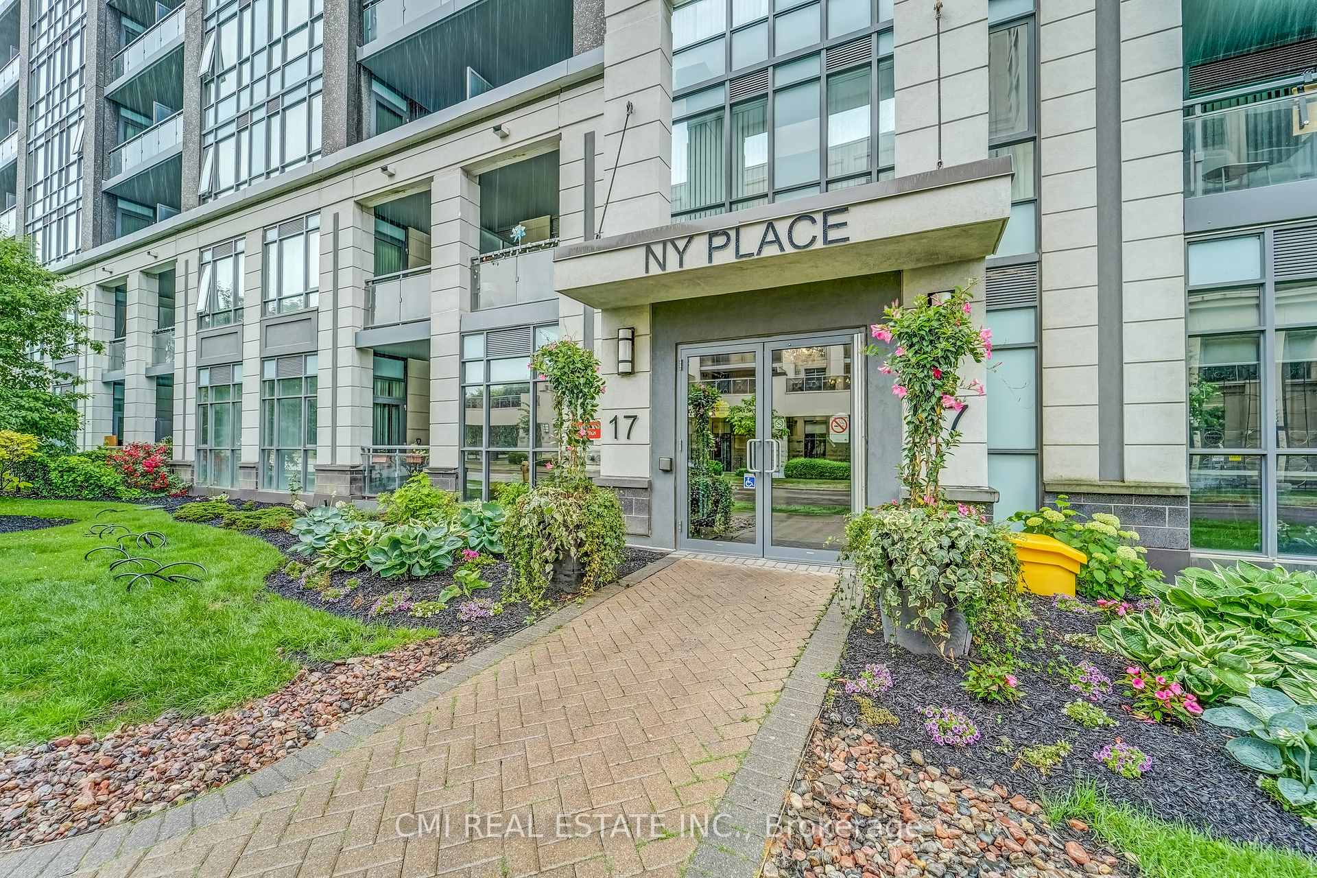 Photo of Unit 509, 17 Kenaston Gardens