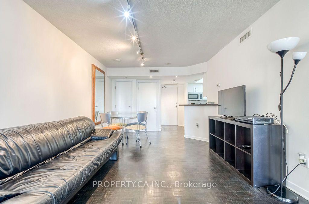Photo 17 of Unit 2902, 1001 Bay Street, Toronto, Bay Street Corridor — HOMEH