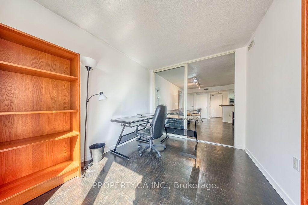 Photo 19 of Unit 2902, 1001 Bay Street, Toronto, Bay Street Corridor — HOMEH