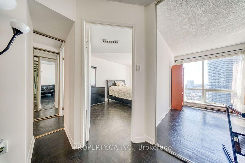 Photo 21 of Unit 2902, 1001 Bay Street, Toronto, Bay Street Corridor — HOMEH