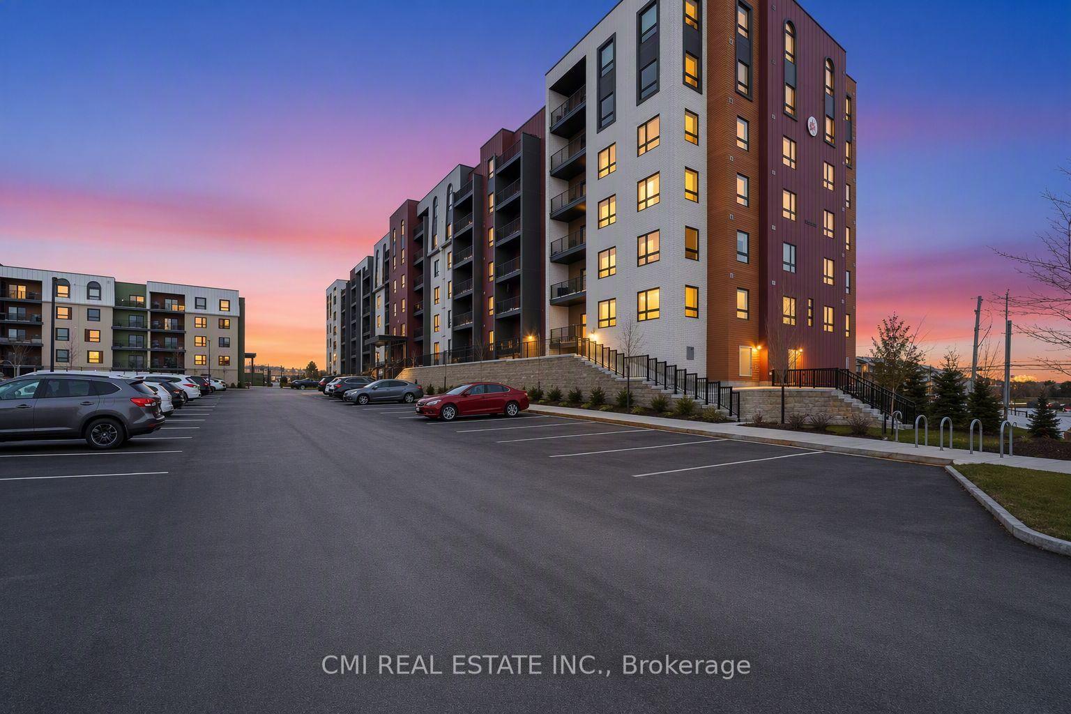 Photo 2 of Unit 501, 4 Spice Way, Barrie, Rural Barrie Southeast — HOMEH