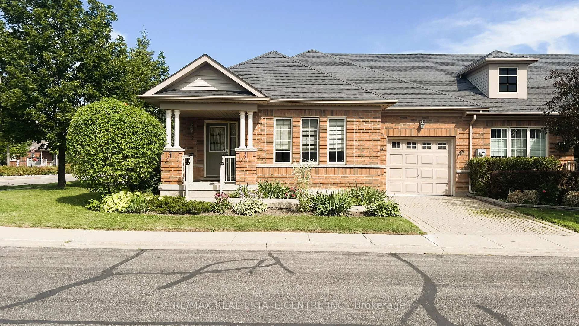 Photo 2 of 2 Alisma Trail, Brampton, Sandringham-Wellington — HOMEH