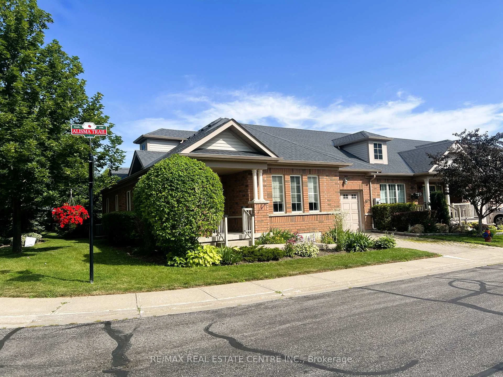 Photo 46 of 2 Alisma Trail, Brampton, Sandringham-Wellington — HOMEH