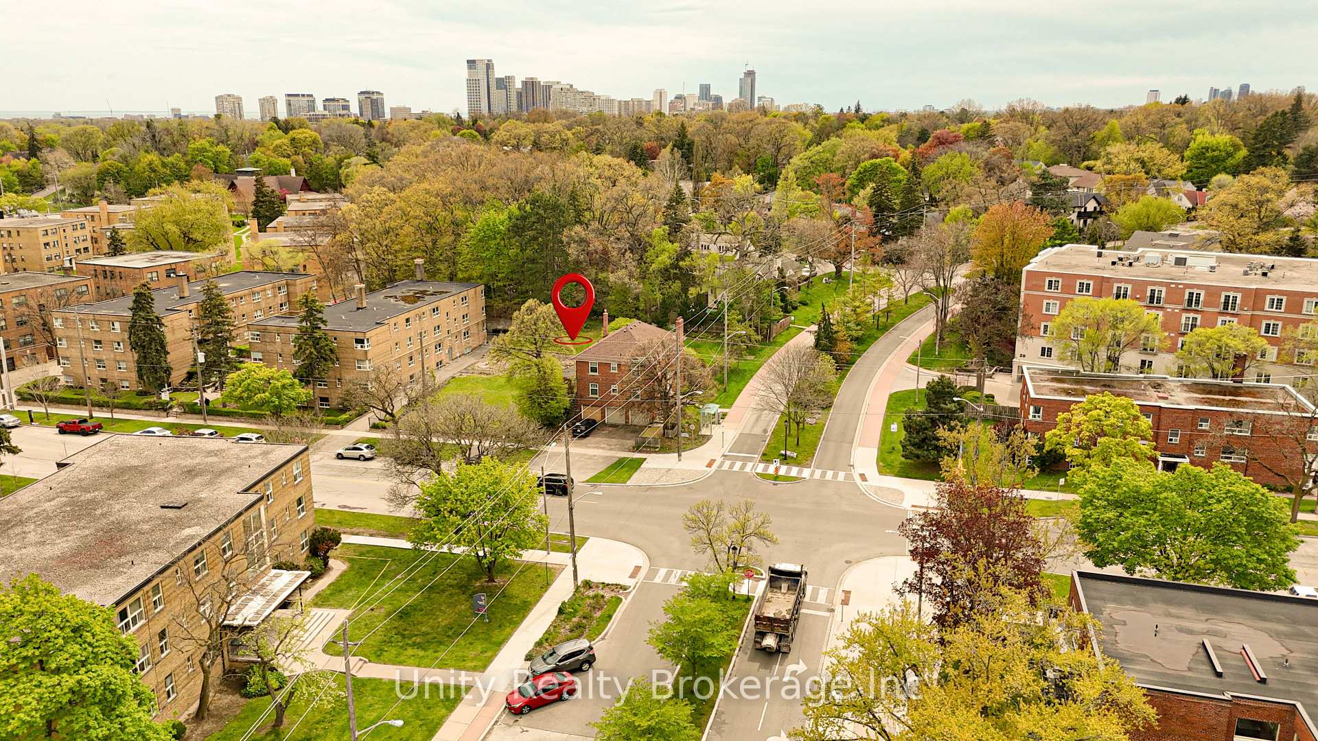 Photo 4 of 296 The Kingway, Etobicoke, Edenbridge-Humber Valley — HOMEH