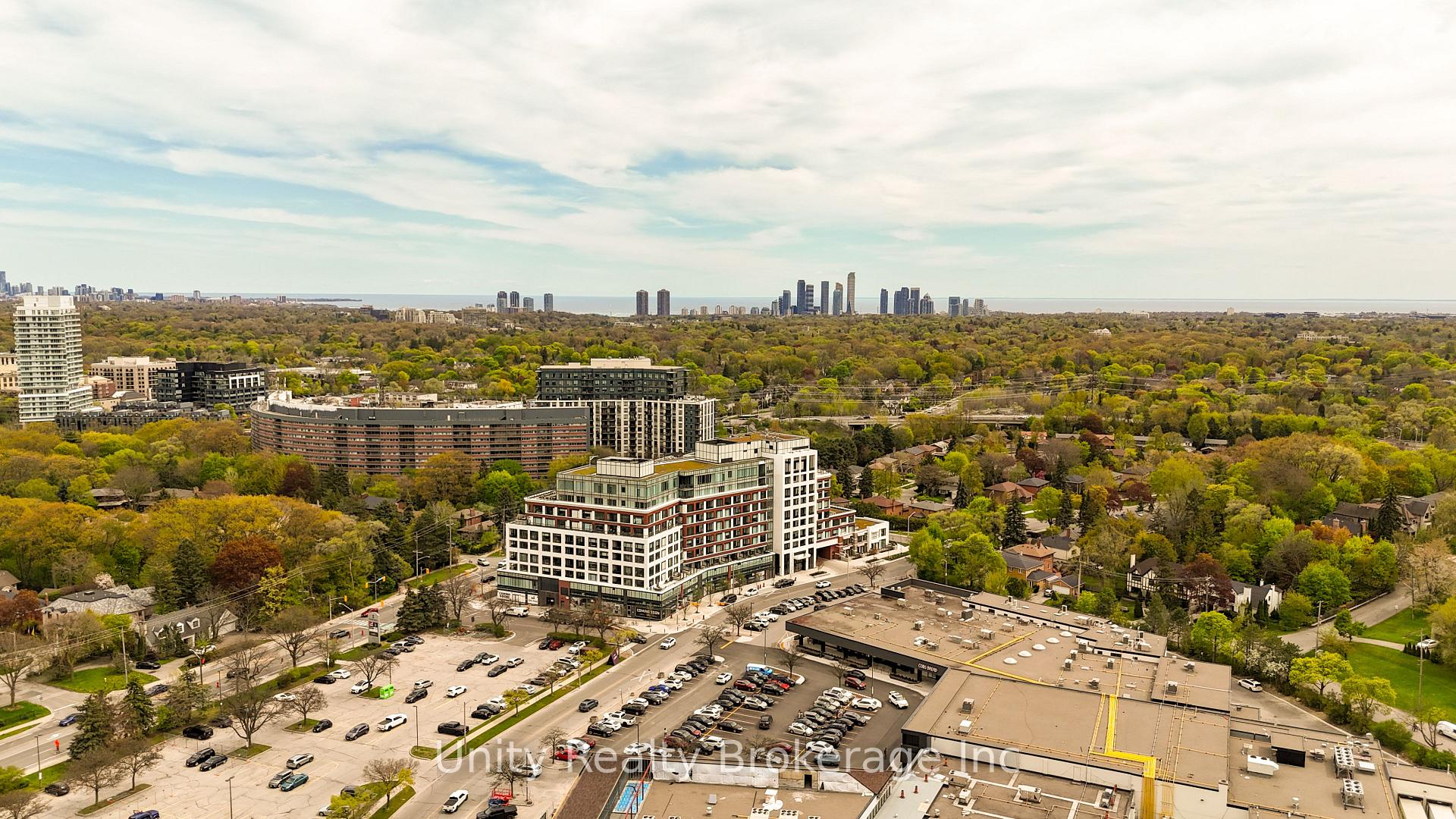 Photo 9 of 296 The Kingway, Etobicoke, Edenbridge-Humber Valley — HOMEH