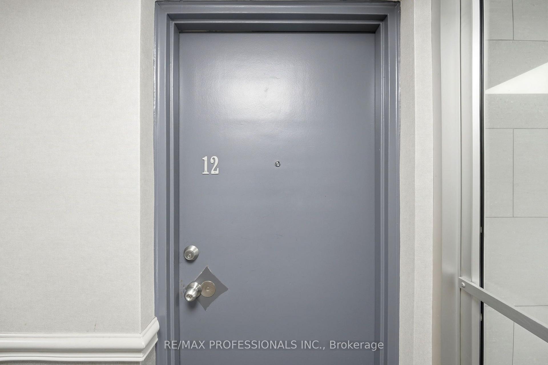Photo 5 of Unit 12, 48 Three Valleys Drive, North York, Parkwoods-Donalda — HOMEH