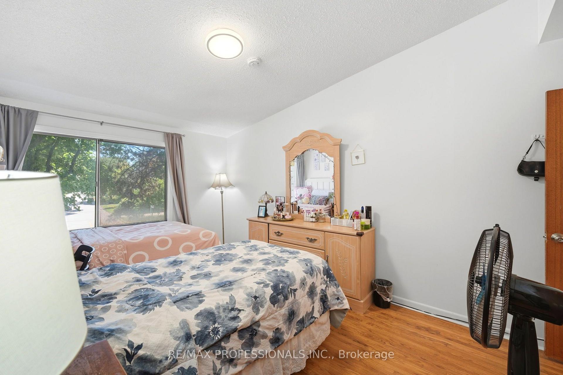 Photo 23 of Unit 12, 48 Three Valleys Drive, North York, Parkwoods-Donalda — HOMEH