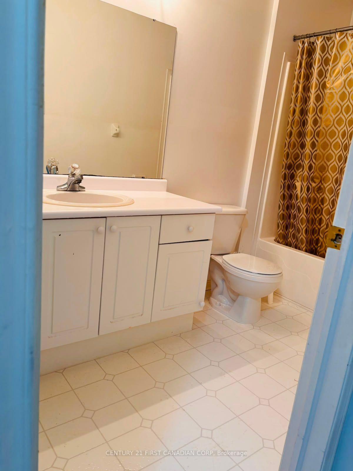 Photo 9 of Unit 79, 601 Grenfell Drive, London, North C — HOMEH
