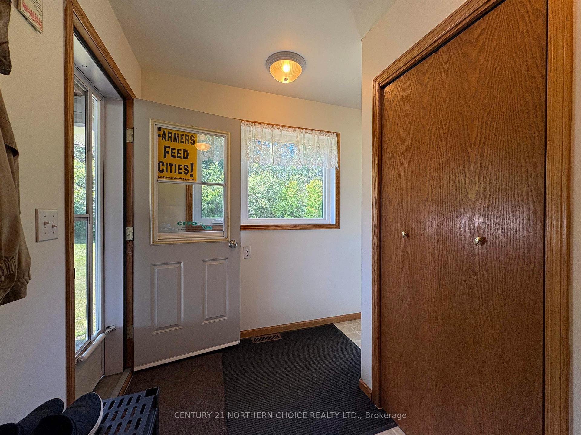 Photo 4 of 993 Fisher Road, Emo — HOMEH
