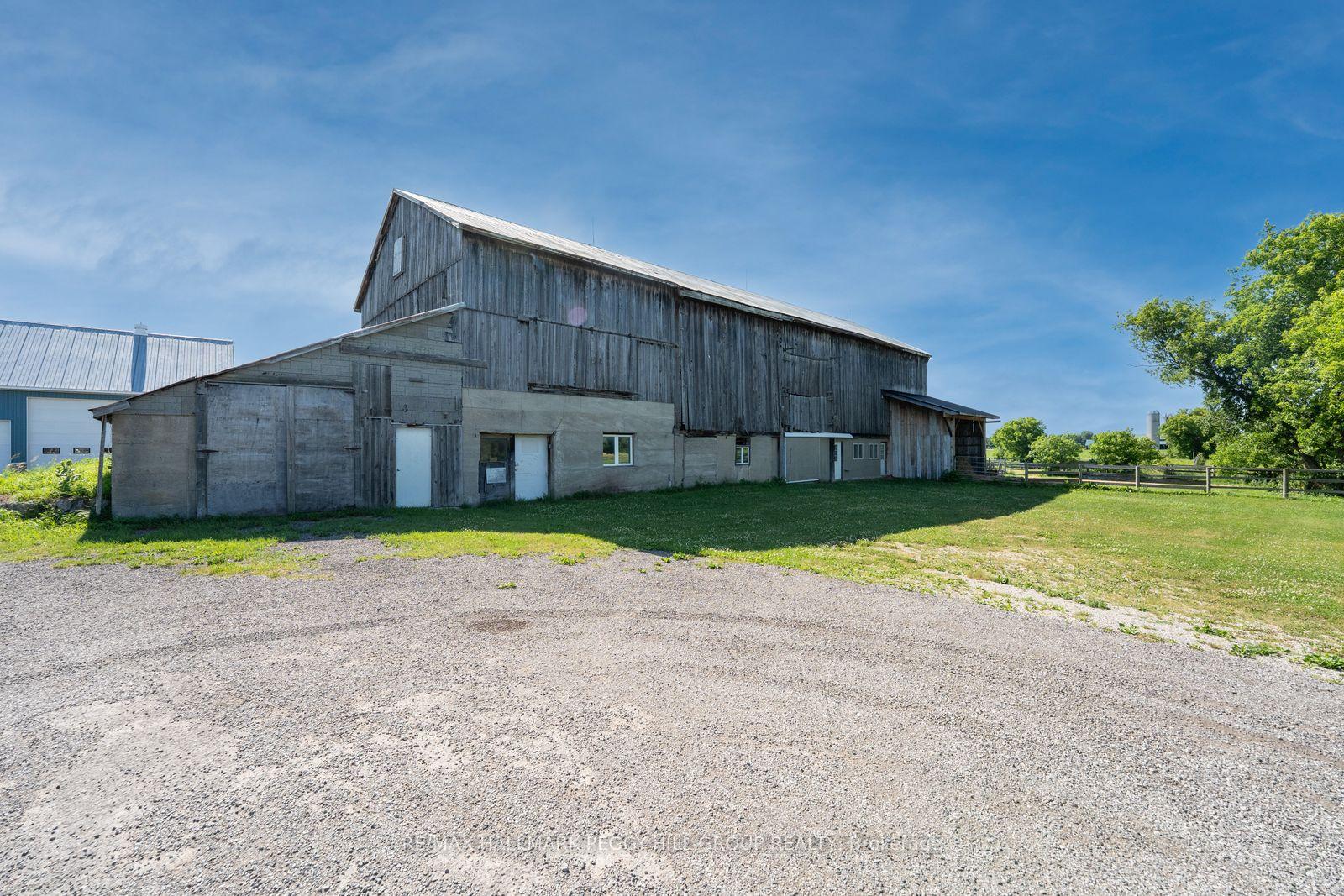 Photo 3 of 8464 6th Line, Essa, Rural Essa — HOMEH