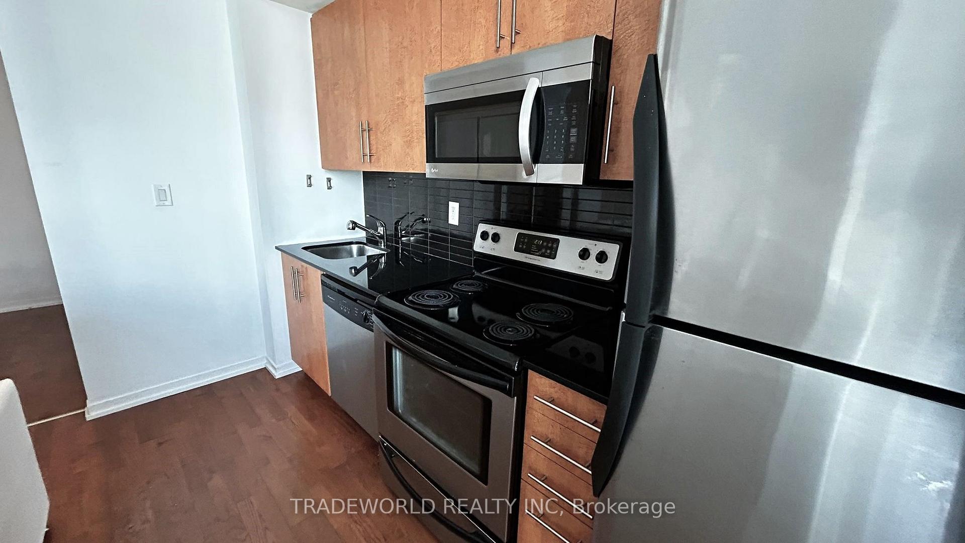 Photo 8 of Unit 2607, 65 Bremner Boulevard, Toronto, Waterfront Communities — HOMEH