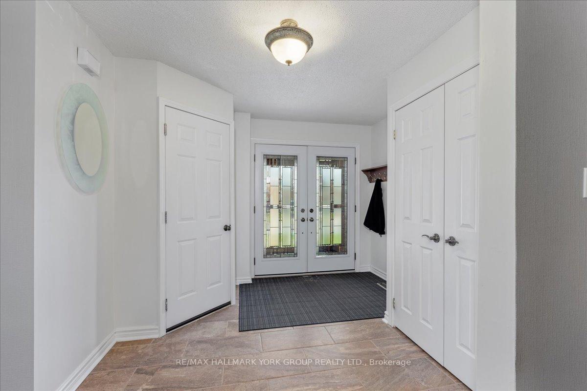 Photo 5 of 20 Sunbird Boulevard, Georgina, Keswick North — HOMEH