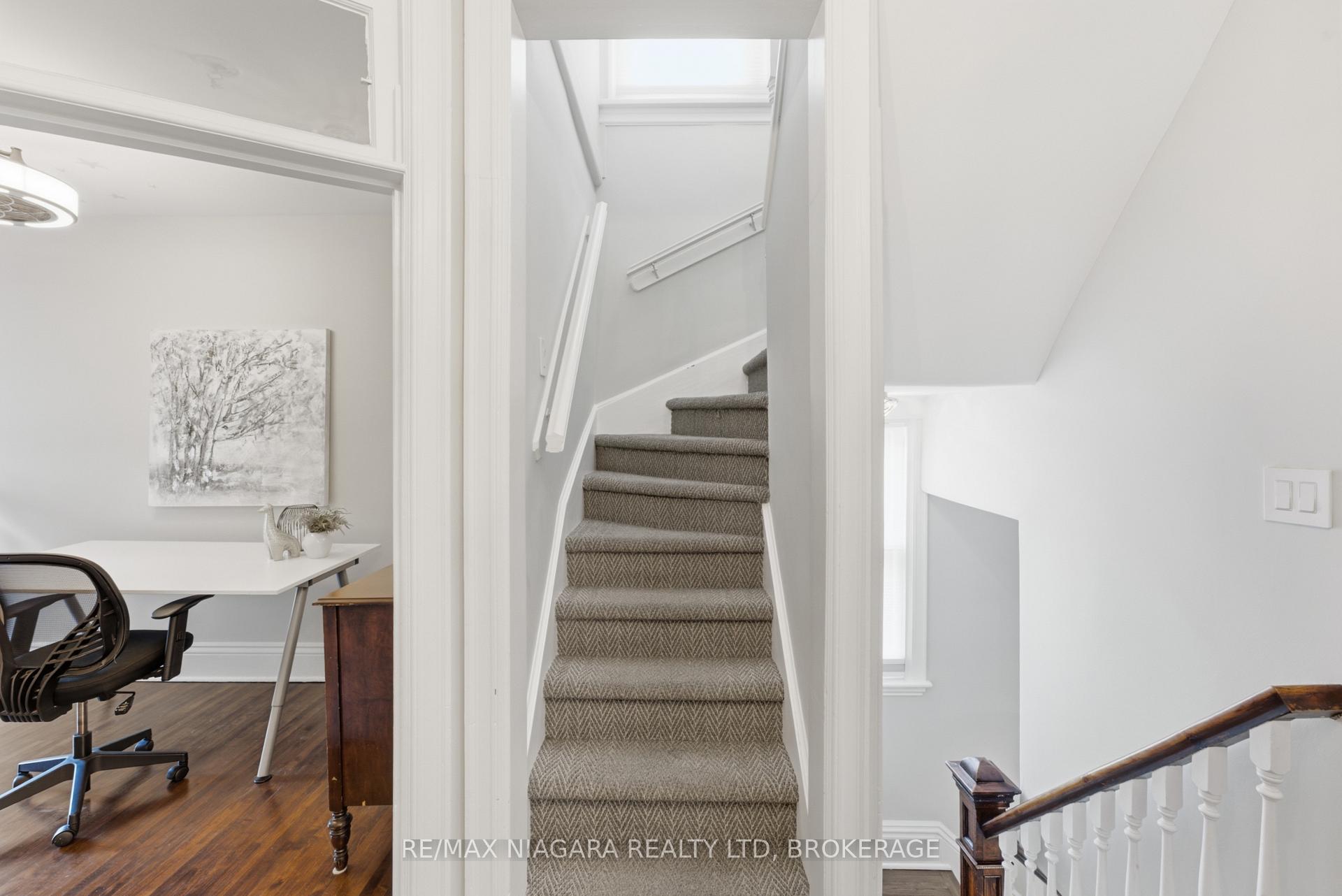 Photo 25 of 2 Cottage Avenue, Hamilton, Kirkendall — HOMEH