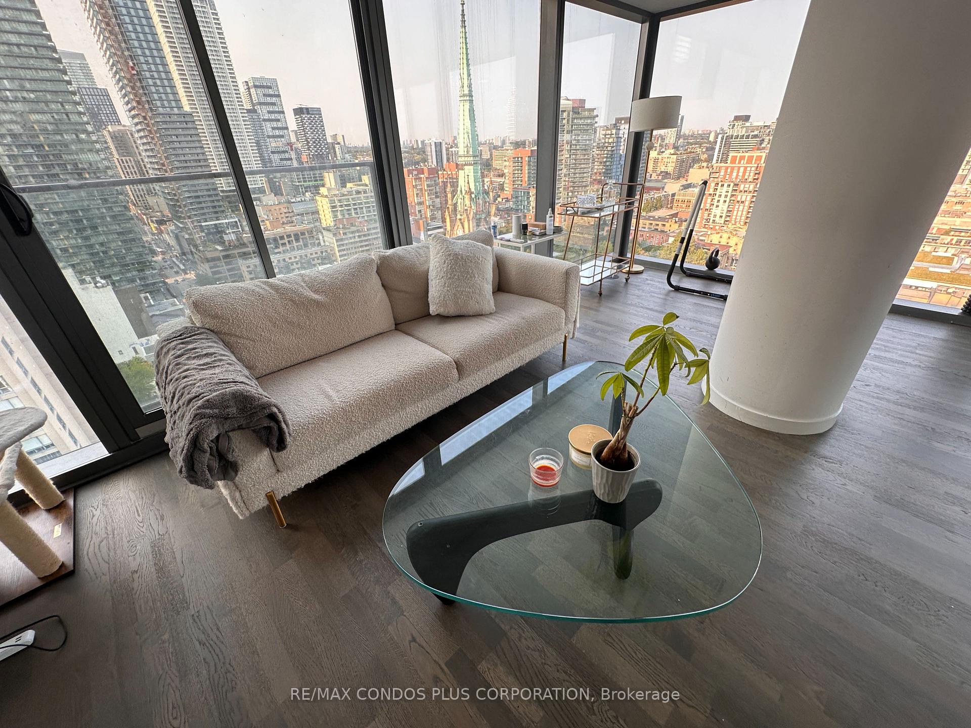 Photo 6 of Unit 2102, 60 Colborne Street, Toronto, Church-Yonge Corridor — HOMEH
