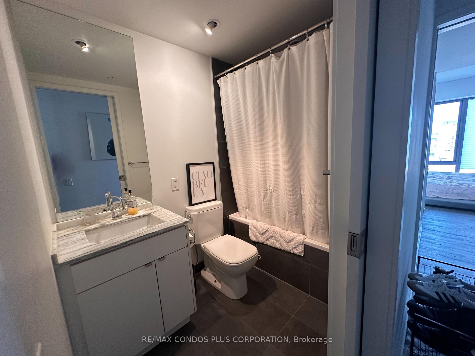 Photo 10 of Unit 2102, 60 Colborne Street, Toronto, Church-Yonge Corridor — HOMEH