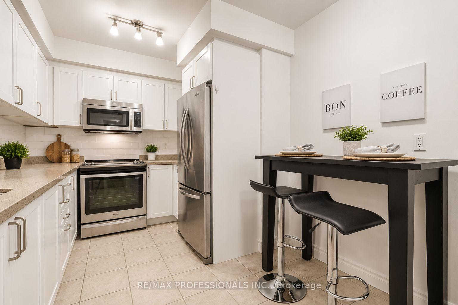 Photo 3 of Unit 305, 18 William Carson Crescent, North York, St. Andrew-Windfields — HOMEH
