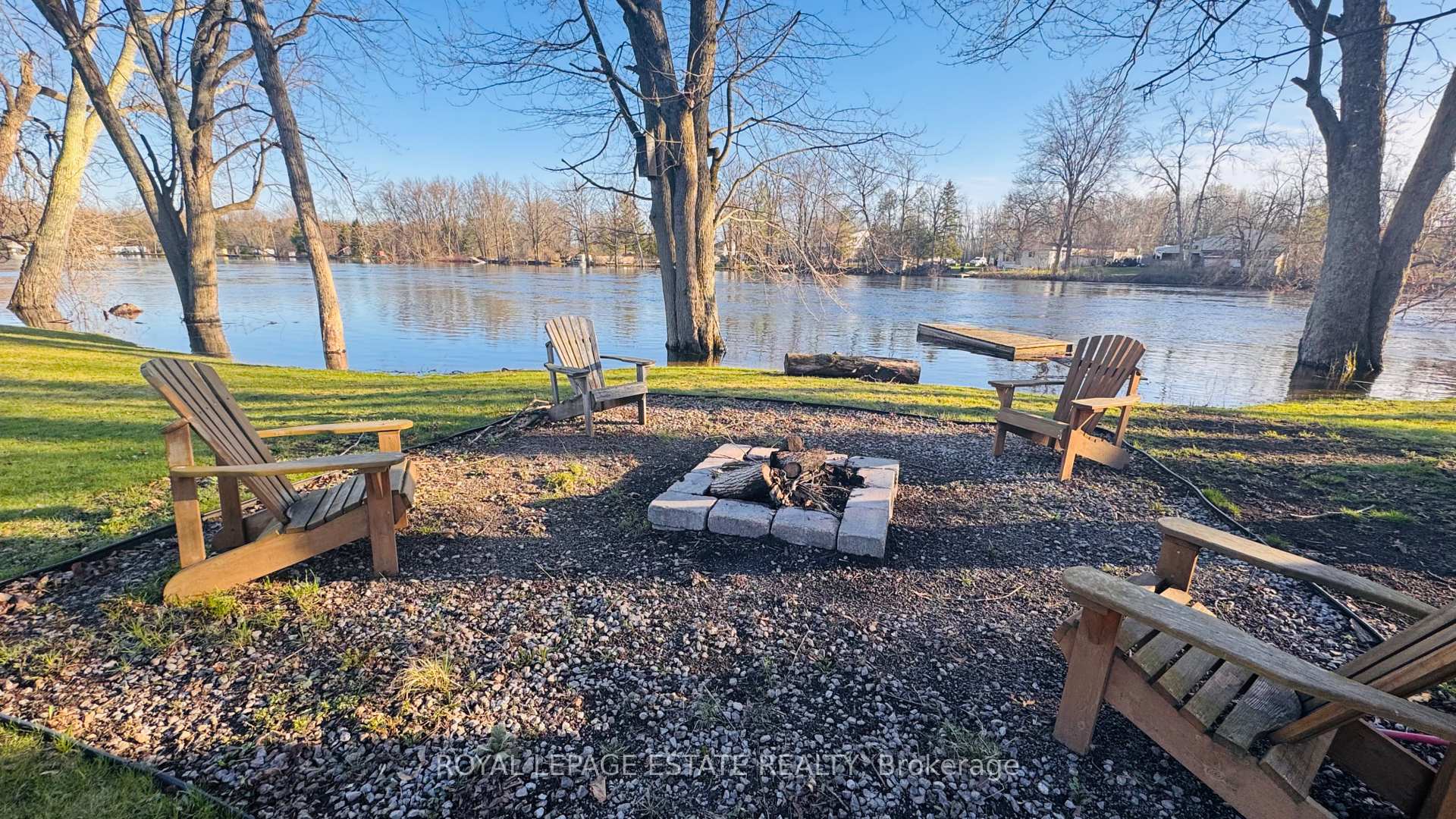 Photo 13 of 102 Greenfield Park, Belleville, Thurlow Ward — HOMEH