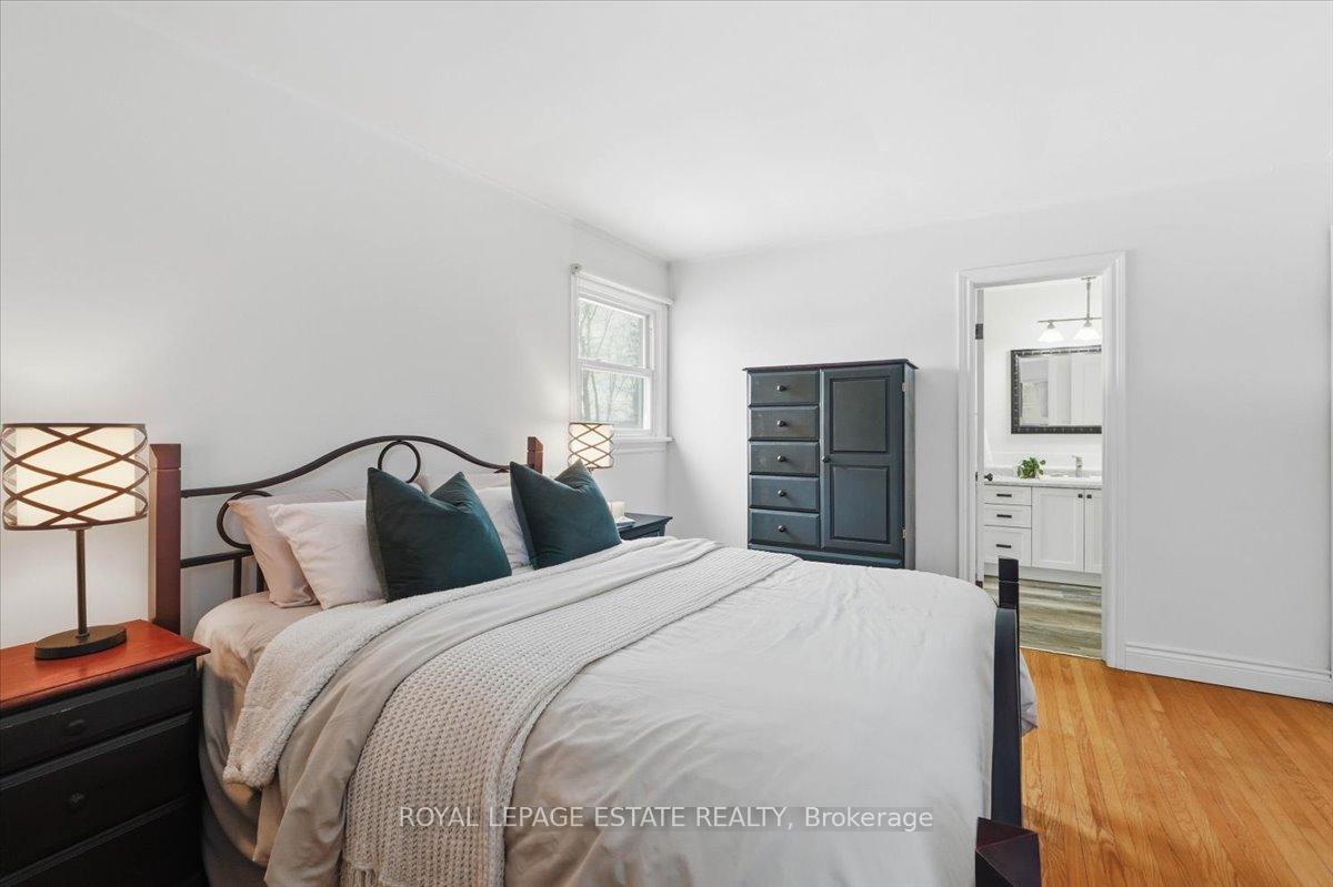 Photo 33 of 102 Greenfield Park, Belleville, Thurlow Ward — HOMEH