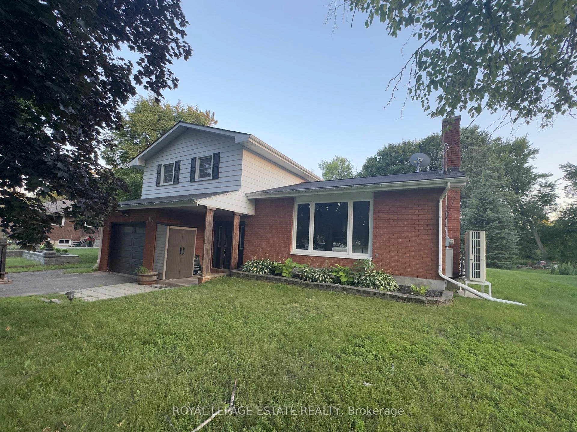 Photo 62 of 102 Greenfield Park, Belleville, Thurlow Ward — HOMEH