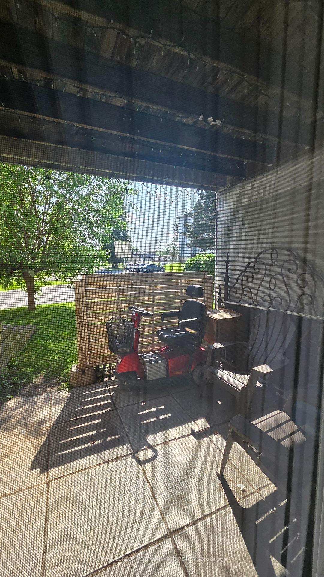 Photo 5 of Unit 115, 218 Viewmount Drive, Ottawa, Borden Farm/Stewart Farm/Carleton Heights/Parkwood Hills — HOMEH