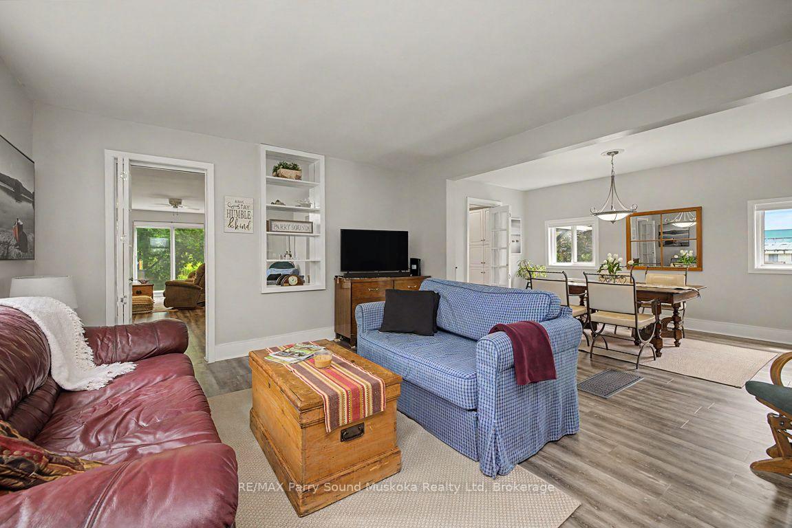Photo 14 of 6 Prospect Street, Parry Sound — HOMEH