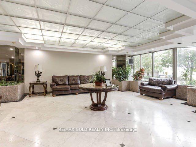 Photo 13 of Unit 1101, 400 Webb Drive, Mississauga, City Centre — HOMEH