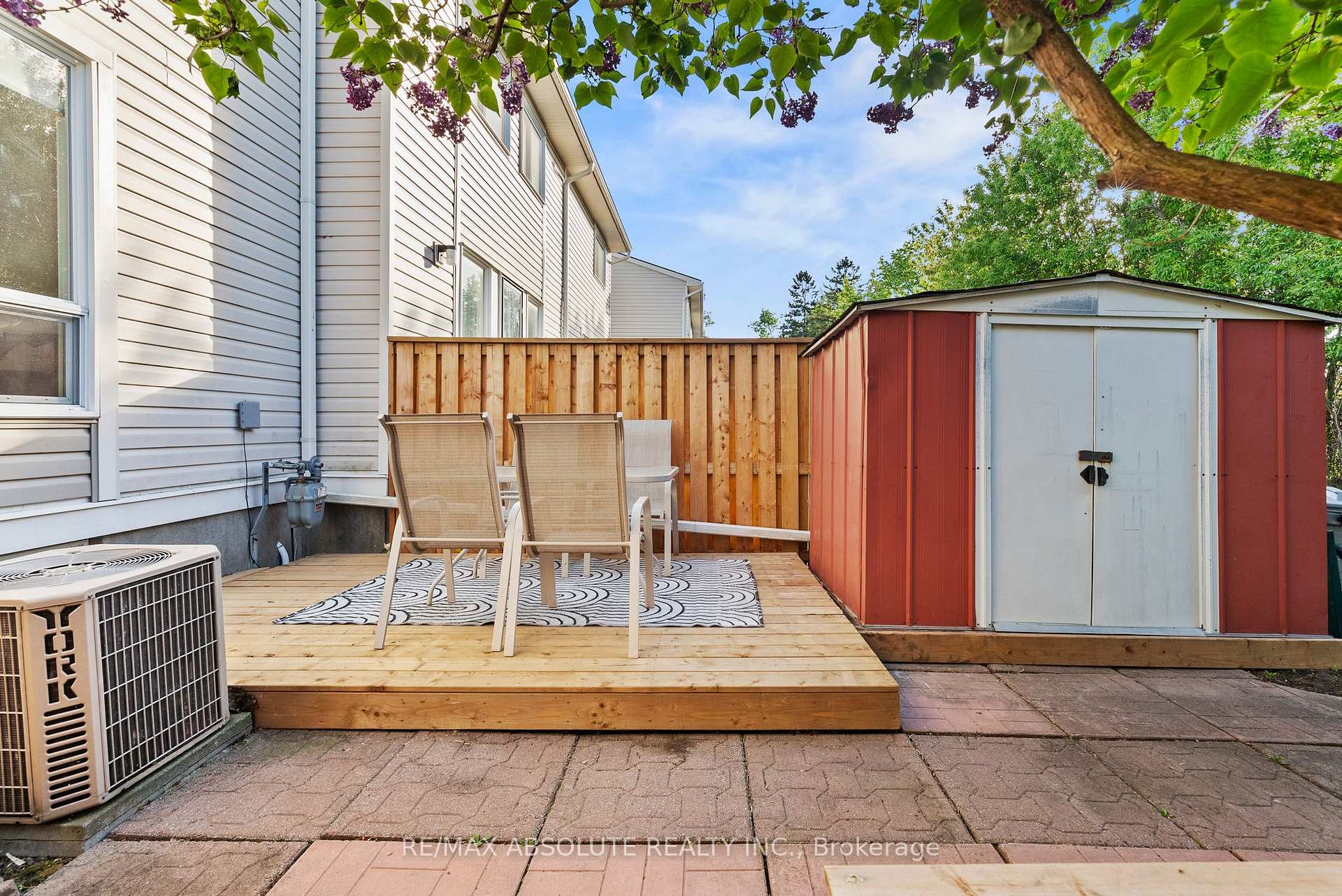 Photo 30 of Unit #D, 413 Woodfield Drive, Ottawa, Tanglewood — HOMEH