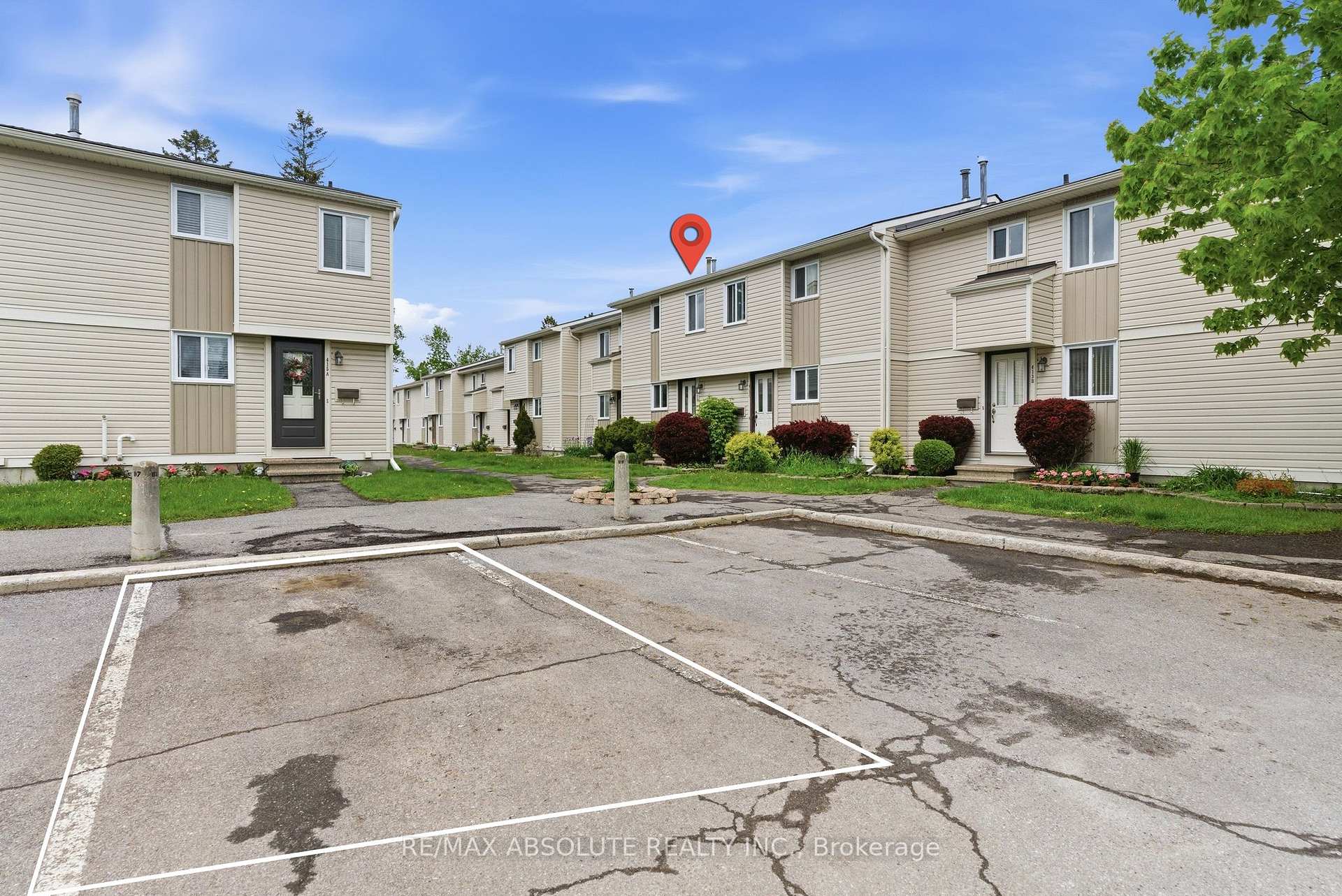 Photo 33 of Unit #D, 413 Woodfield Drive, Ottawa, Tanglewood — HOMEH