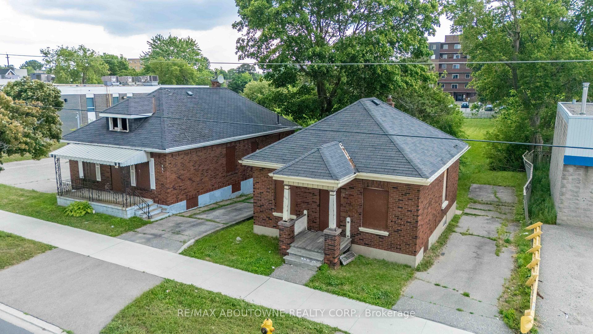 Photo 9 of 339 St Paul Avenue, Brantford, Henderson-Sky Acres — HOMEH