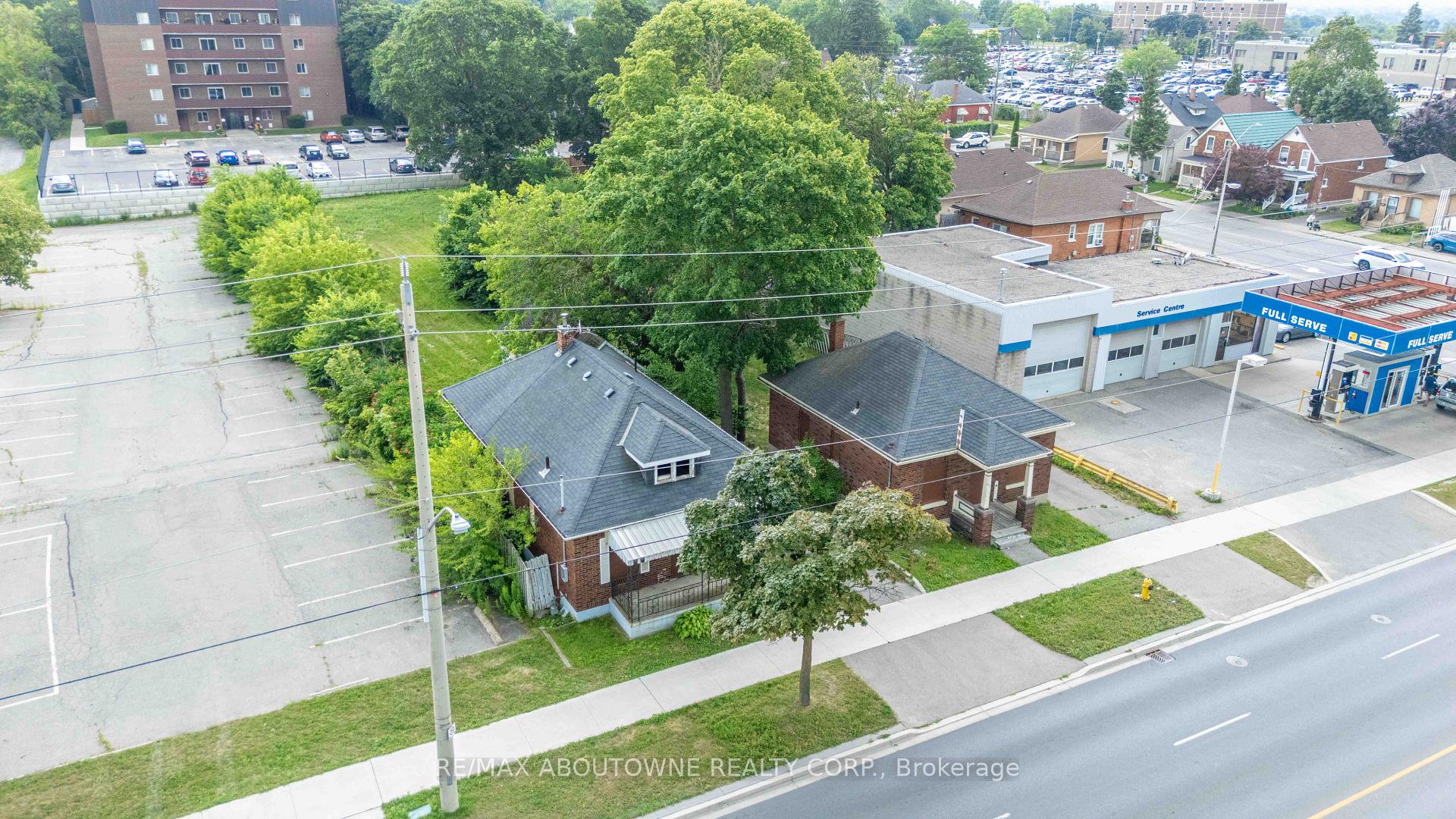 Photo 12 of 339 St Paul Avenue, Brantford, Henderson-Sky Acres — HOMEH