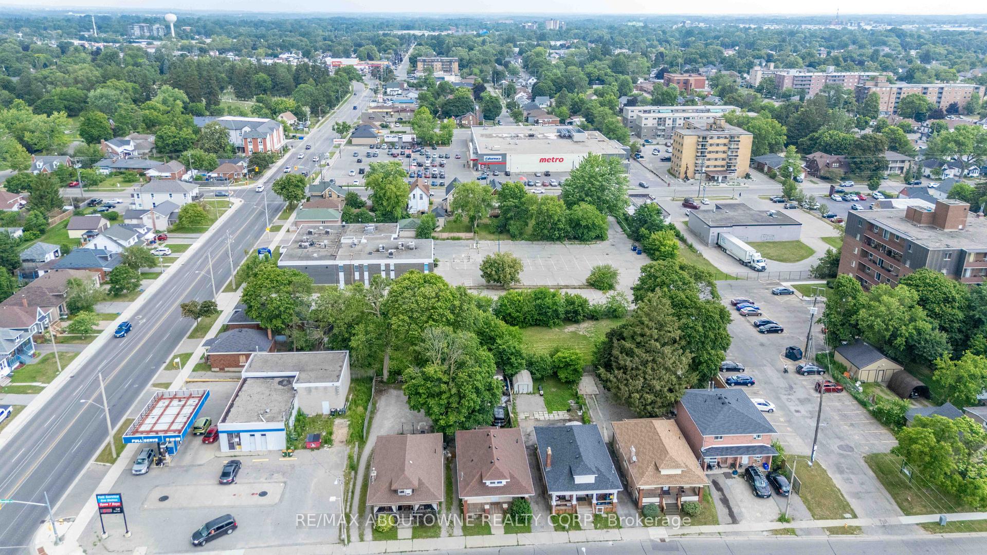 Photo 21 of 339 St Paul Avenue, Brantford, Henderson-Sky Acres — HOMEH