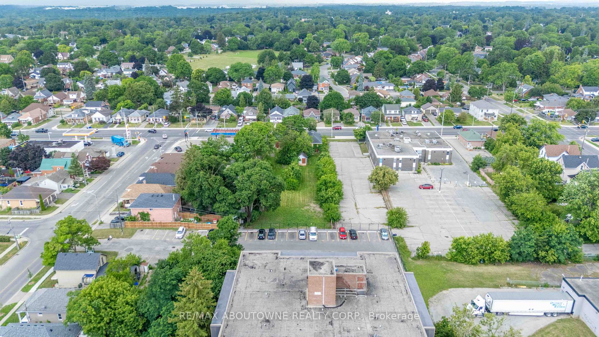 Photo 23 of 339 St Paul Avenue, Brantford, Henderson-Sky Acres — HOMEH