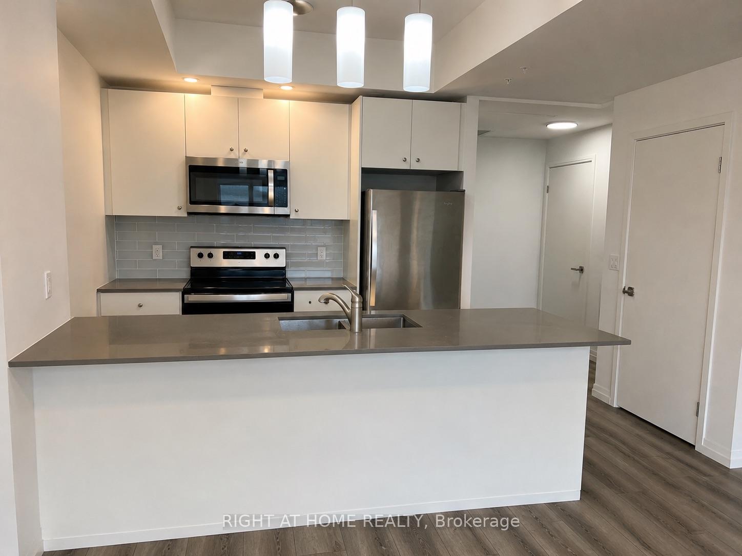 Photo 4 of Unit 1107, 108 Garment Street, Kitchener, Cherry Hill — HOMEH