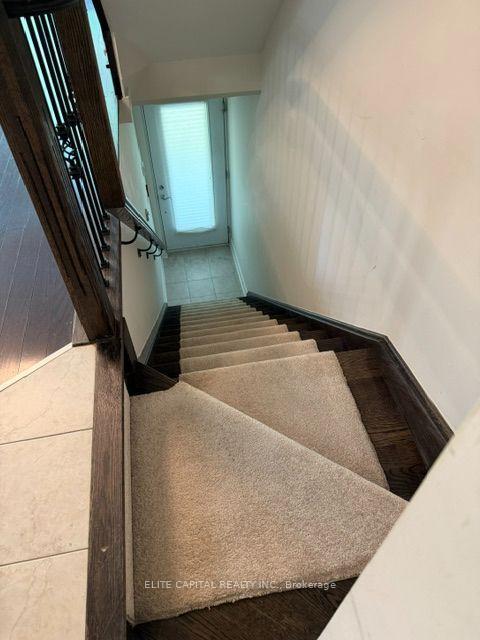 Photo 2 of Unit 203, 31 Olive Avenue, North York, Willowdale East — HOMEH