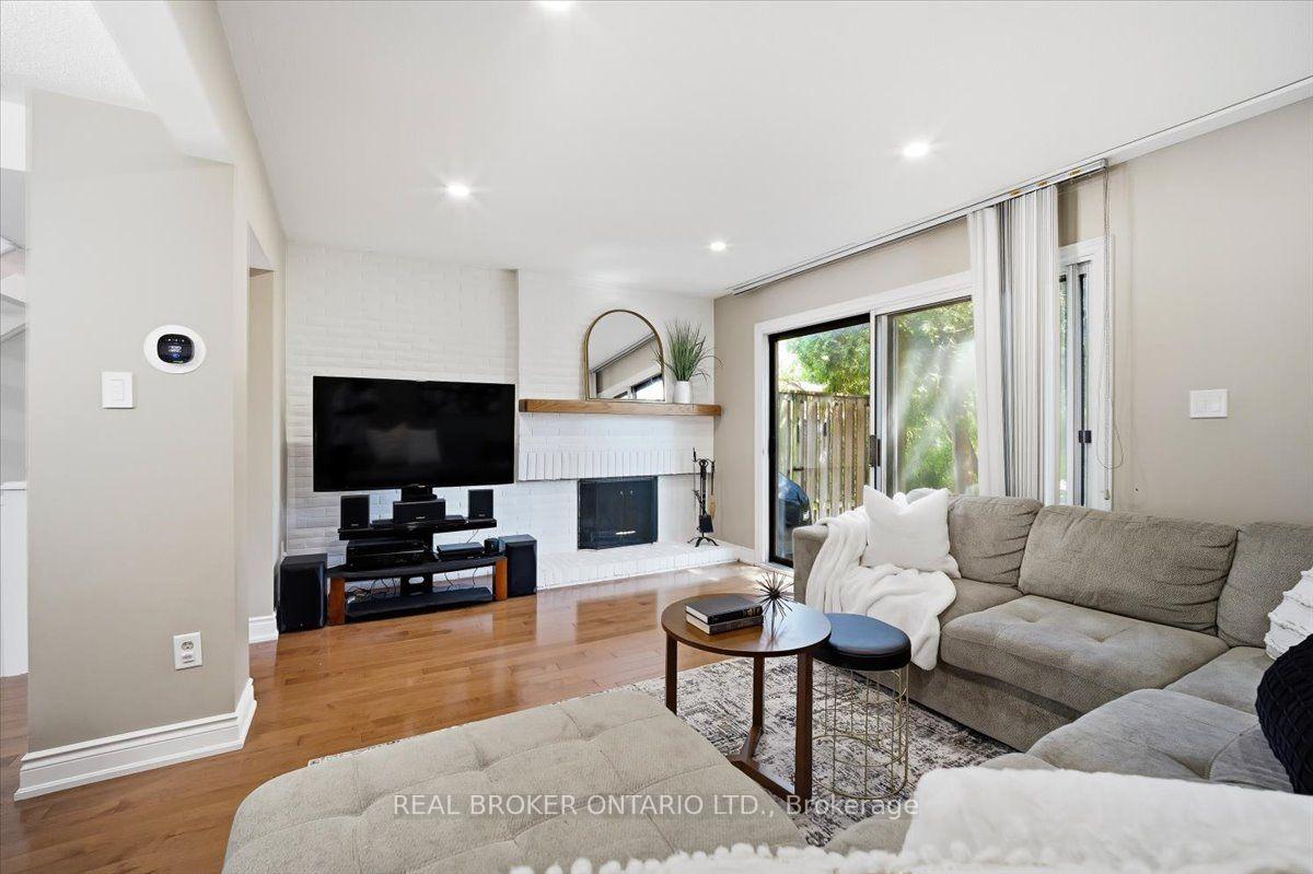 Photo 15 of Unit 2, 6855 Glen Erin Drive, Mississauga, Meadowvale — HOMEH