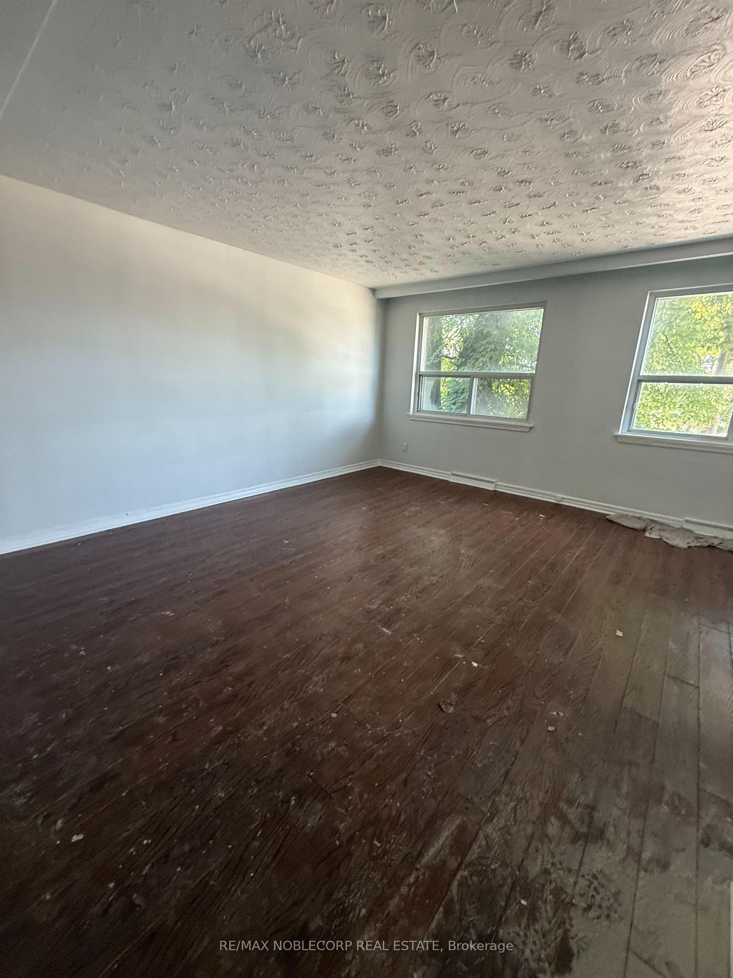 Photo 12 of 832 Davenport Road, Toronto, Wychwood — HOMEH