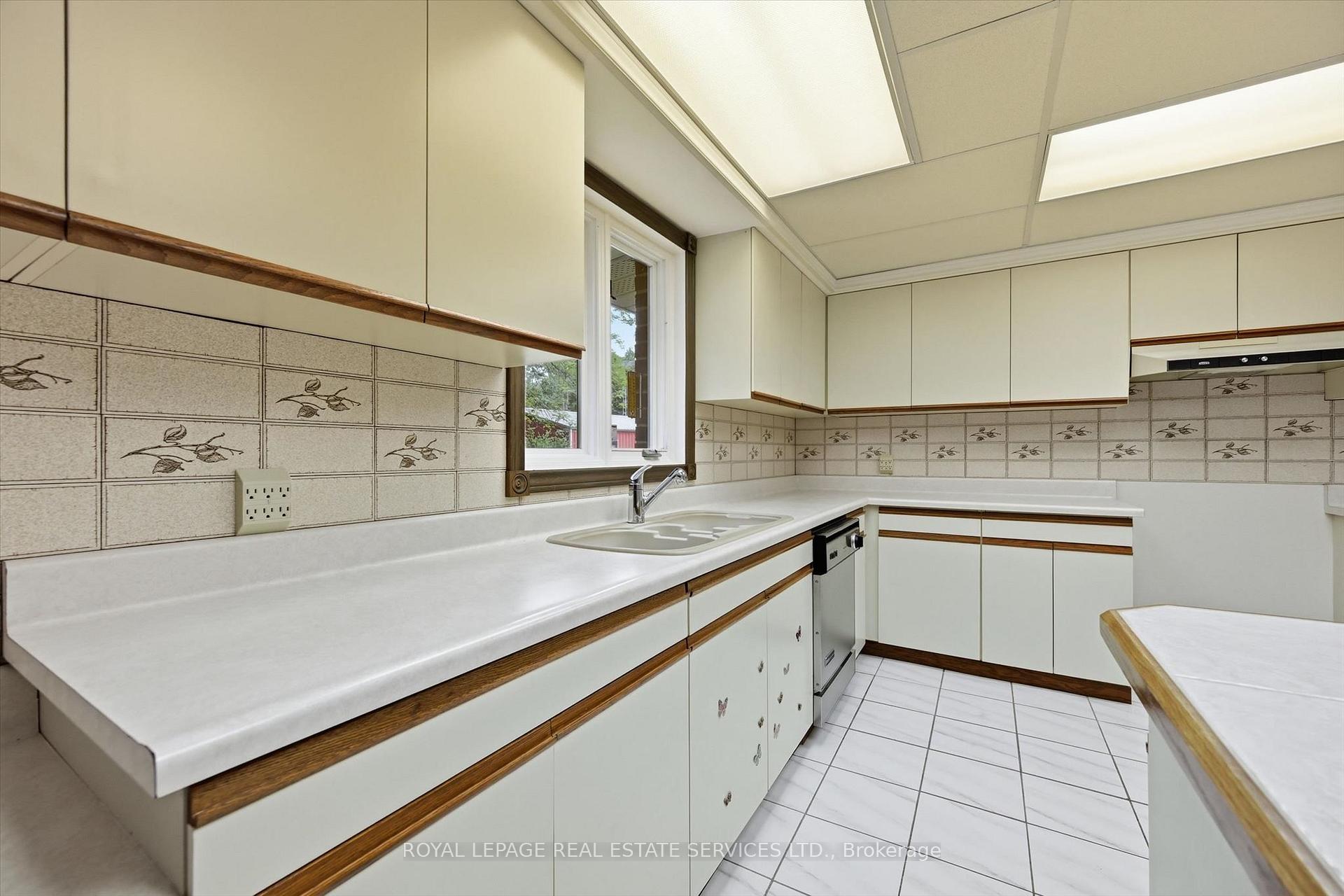 Photo 11 of 683 Canboro Road, Pelham, Fenwick — HOMEH