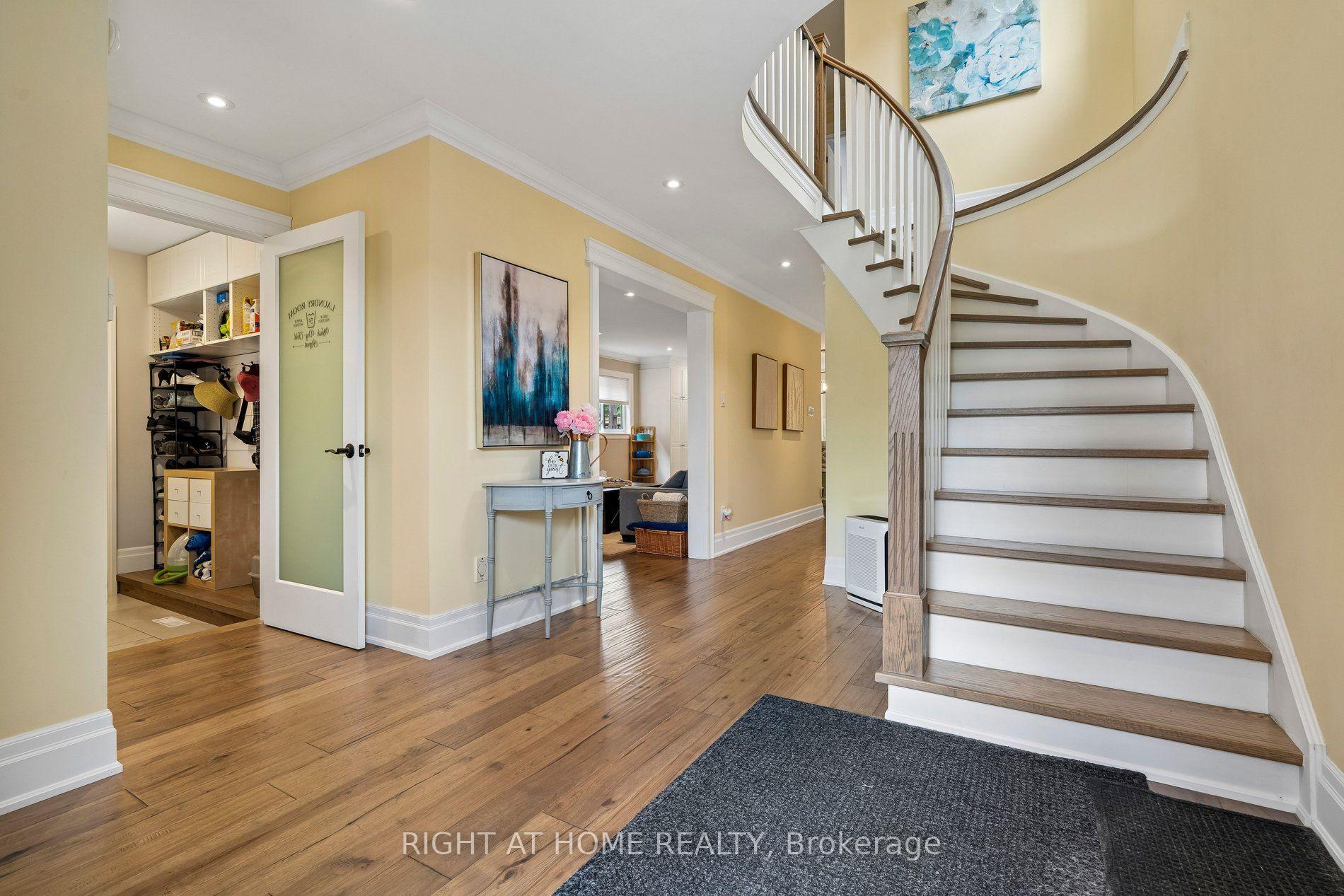 Photo 5 of 3525 Bertrand Road, Mississauga, Erin Mills — HOMEH