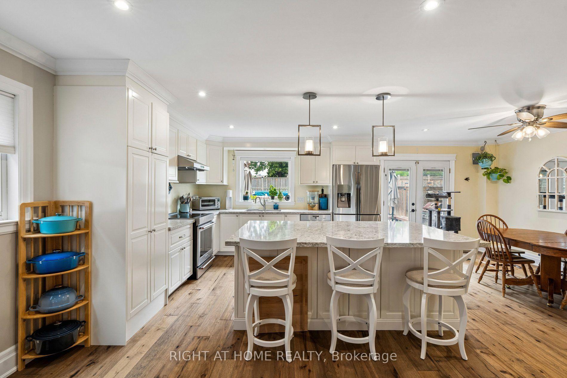 Photo 13 of 3525 Bertrand Road, Mississauga, Erin Mills — HOMEH