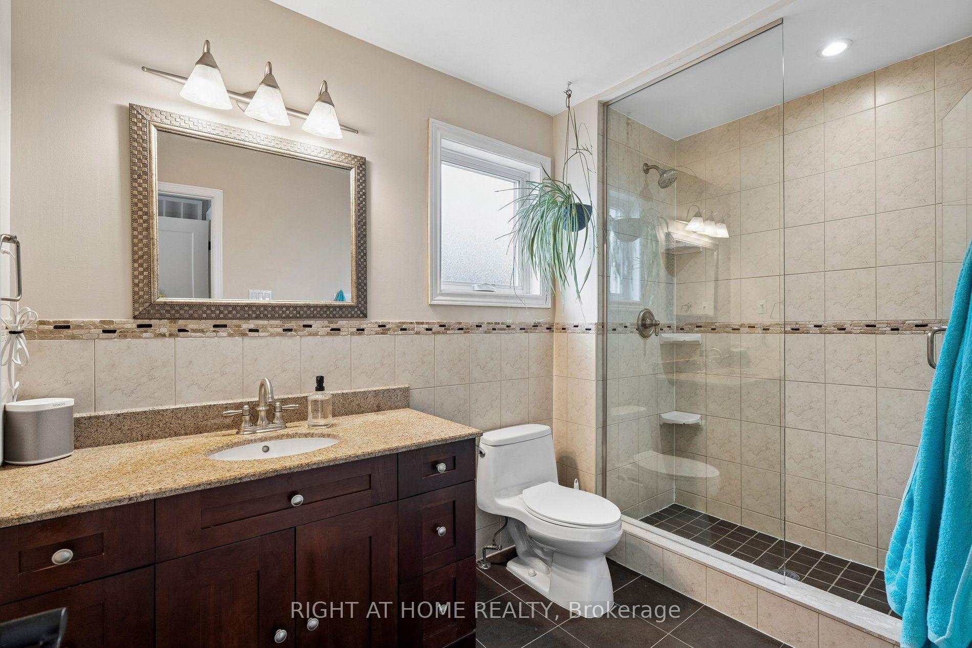 Photo 36 of 3525 Bertrand Road, Mississauga, Erin Mills — HOMEH