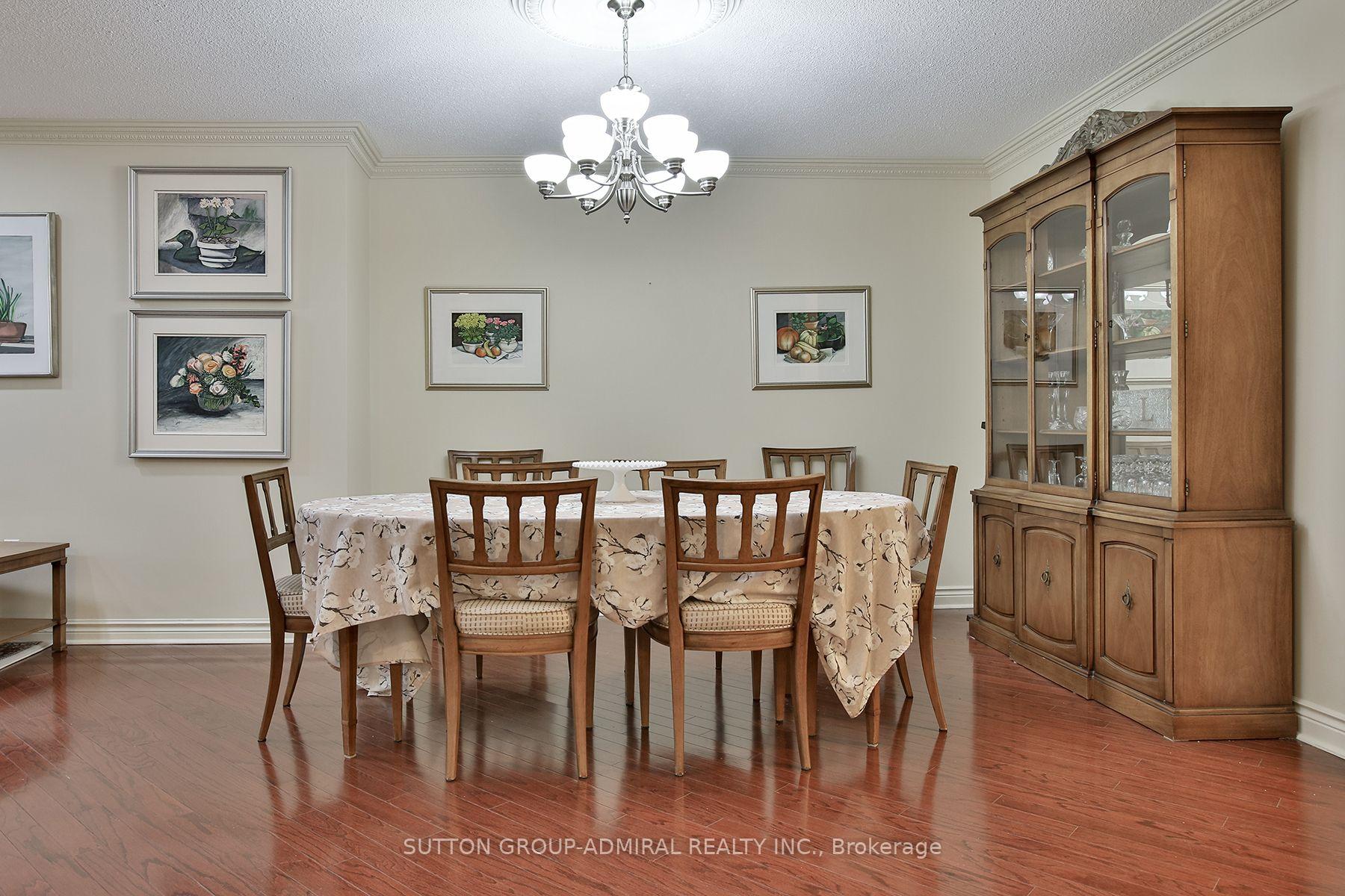 Photo 5 of Unit 106, 333 Clark Avenue W, Vaughan, Crestwood-Springfarm-Yorkhill — HOMEH