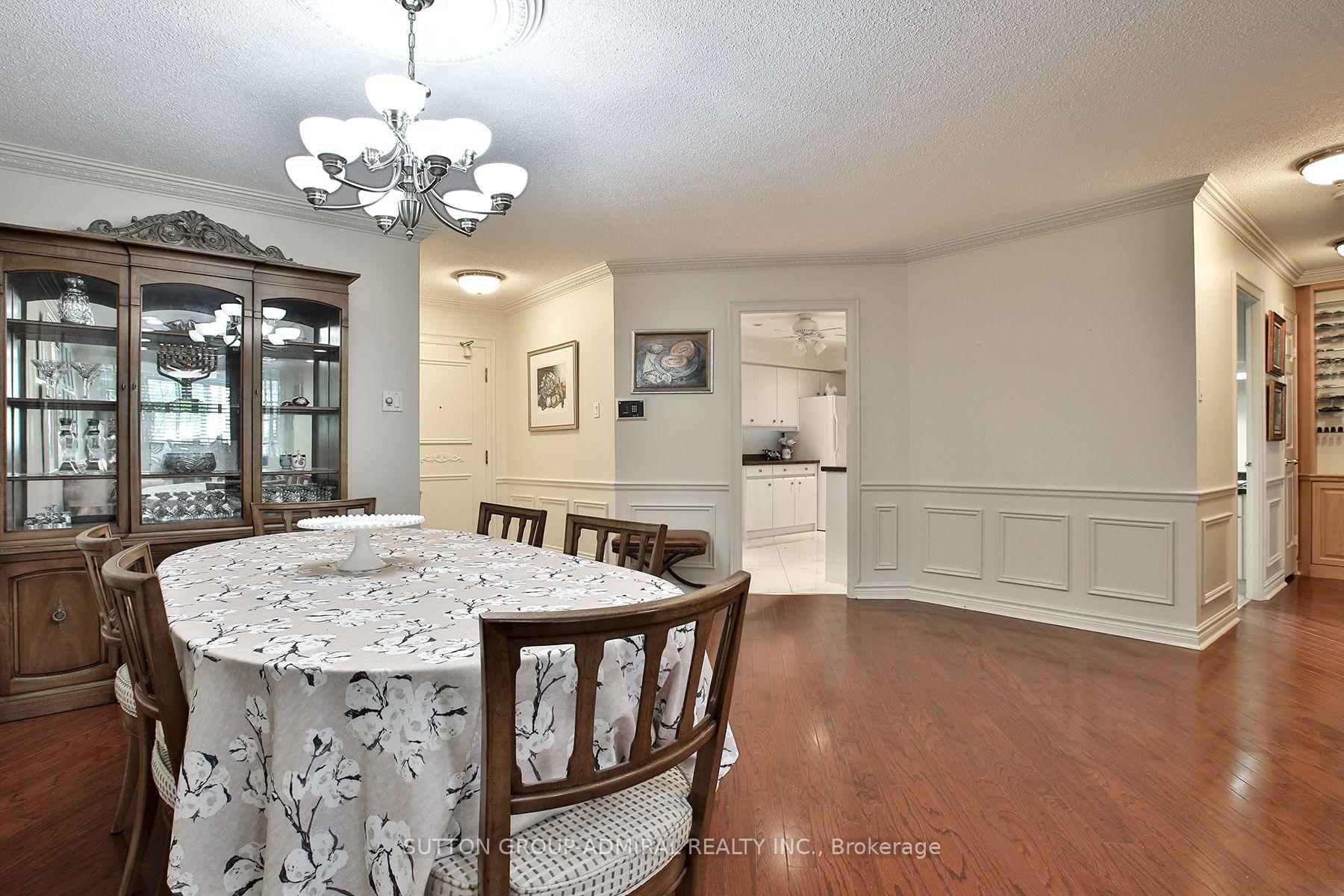 Photo 8 of Unit 106, 333 Clark Avenue W, Vaughan, Crestwood-Springfarm-Yorkhill — HOMEH