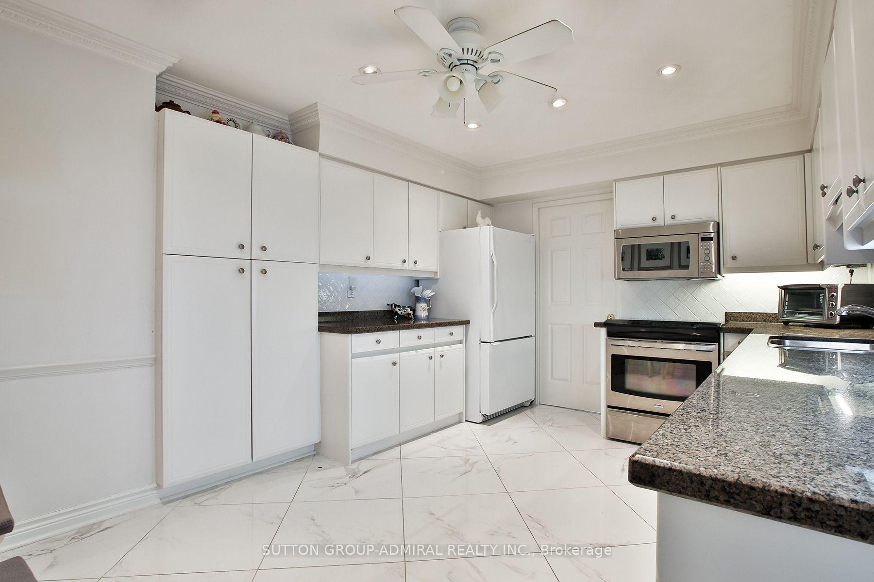 Photo 16 of Unit 106, 333 Clark Avenue W, Vaughan, Crestwood-Springfarm-Yorkhill — HOMEH