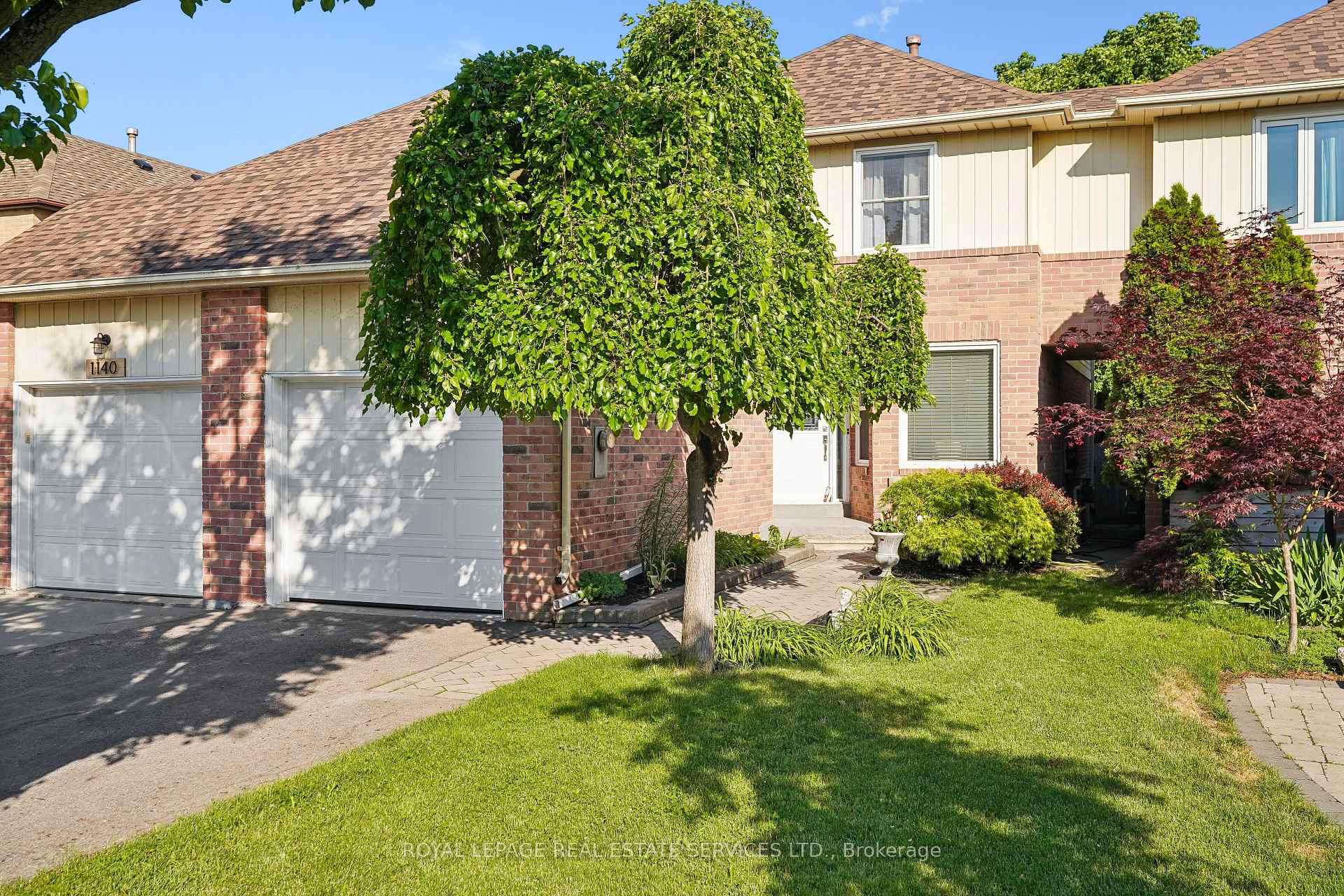 Photo 2 of 1142 Springbrook Crescent, Oakville, Glen Abbey — HOMEH