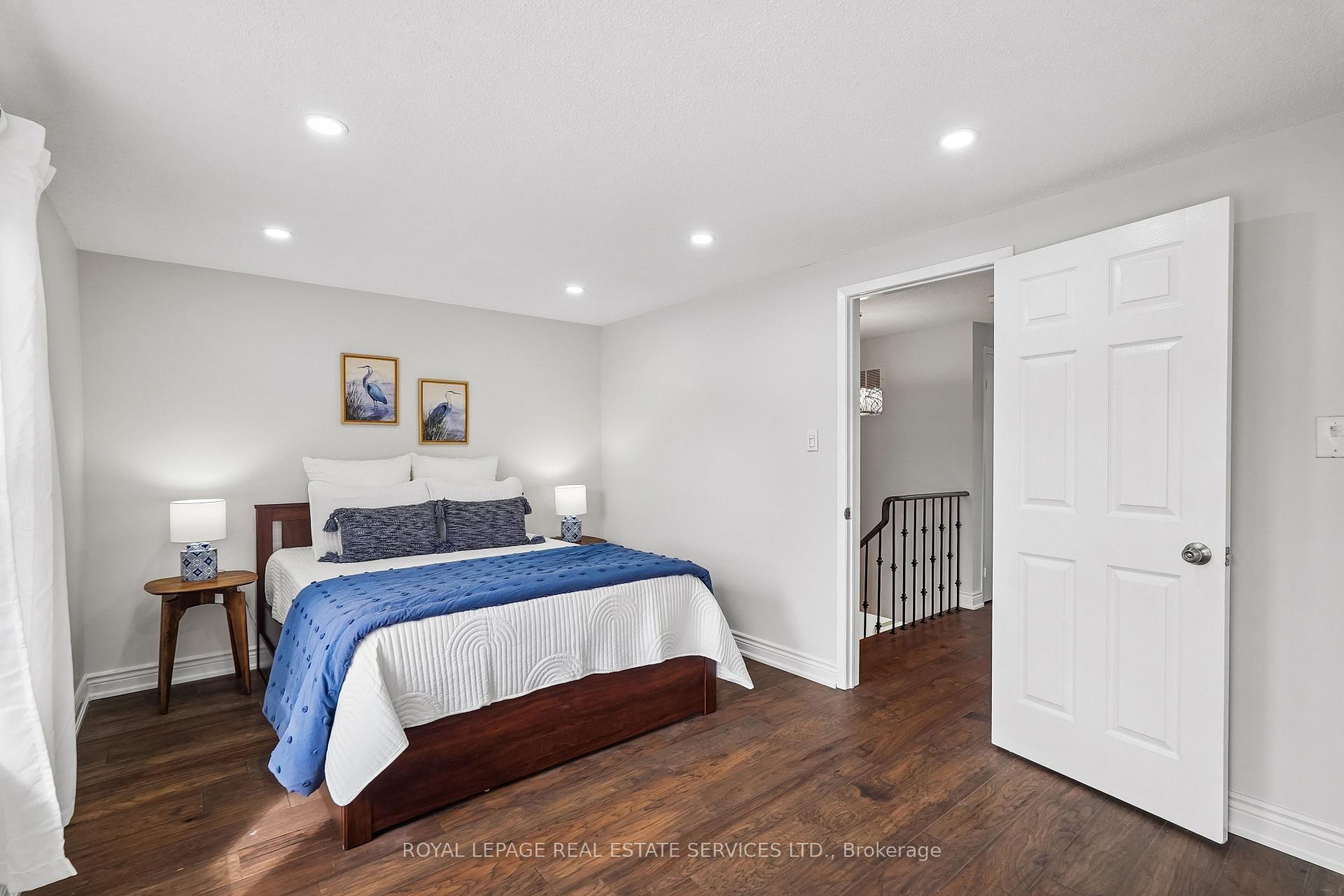Photo 20 of 1142 Springbrook Crescent, Oakville, Glen Abbey — HOMEH