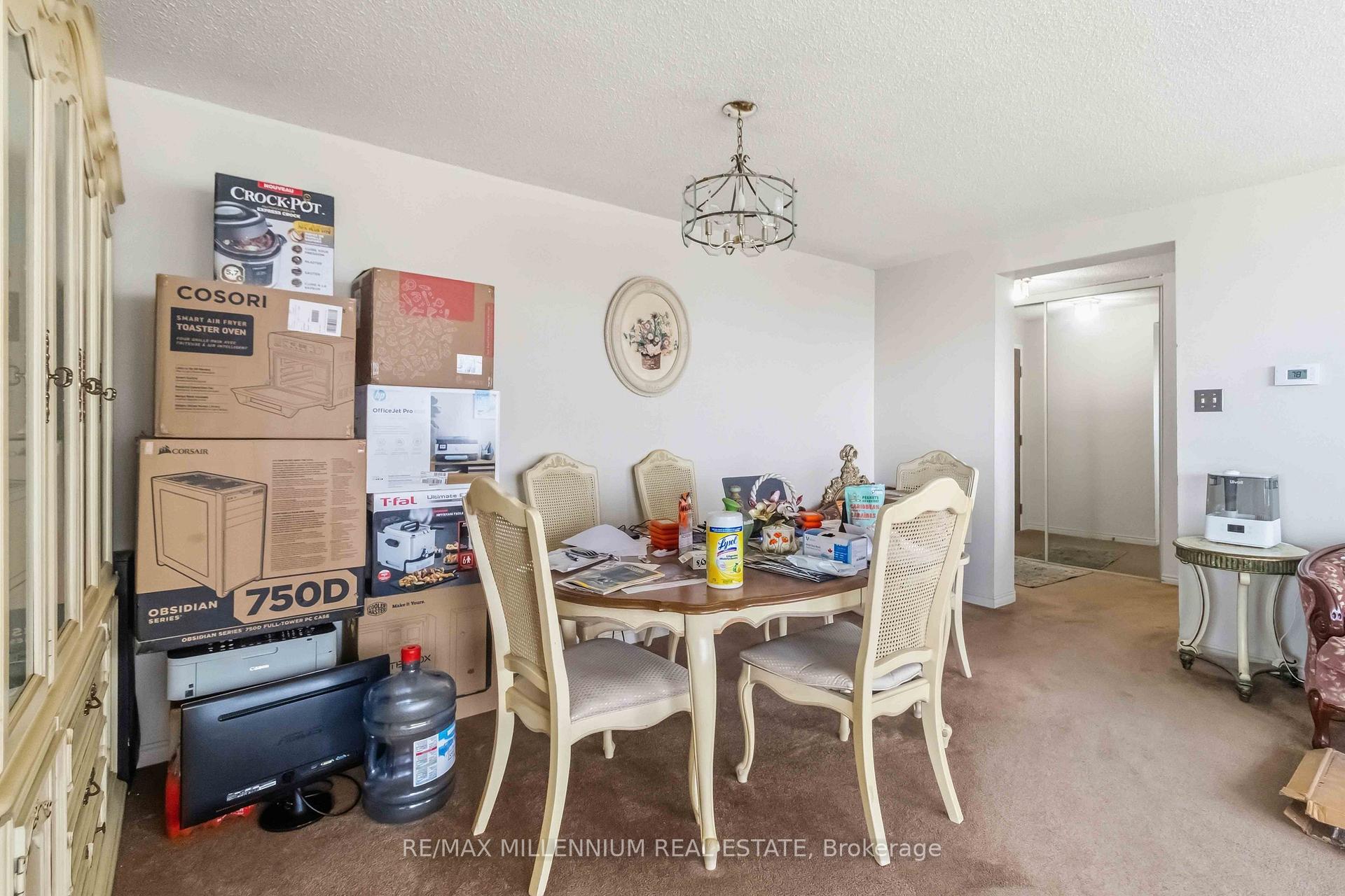 Photo 14 of Unit PH7, 4235 Sherwoodtowne Boulevard, Mississauga, City Centre — HOMEH
