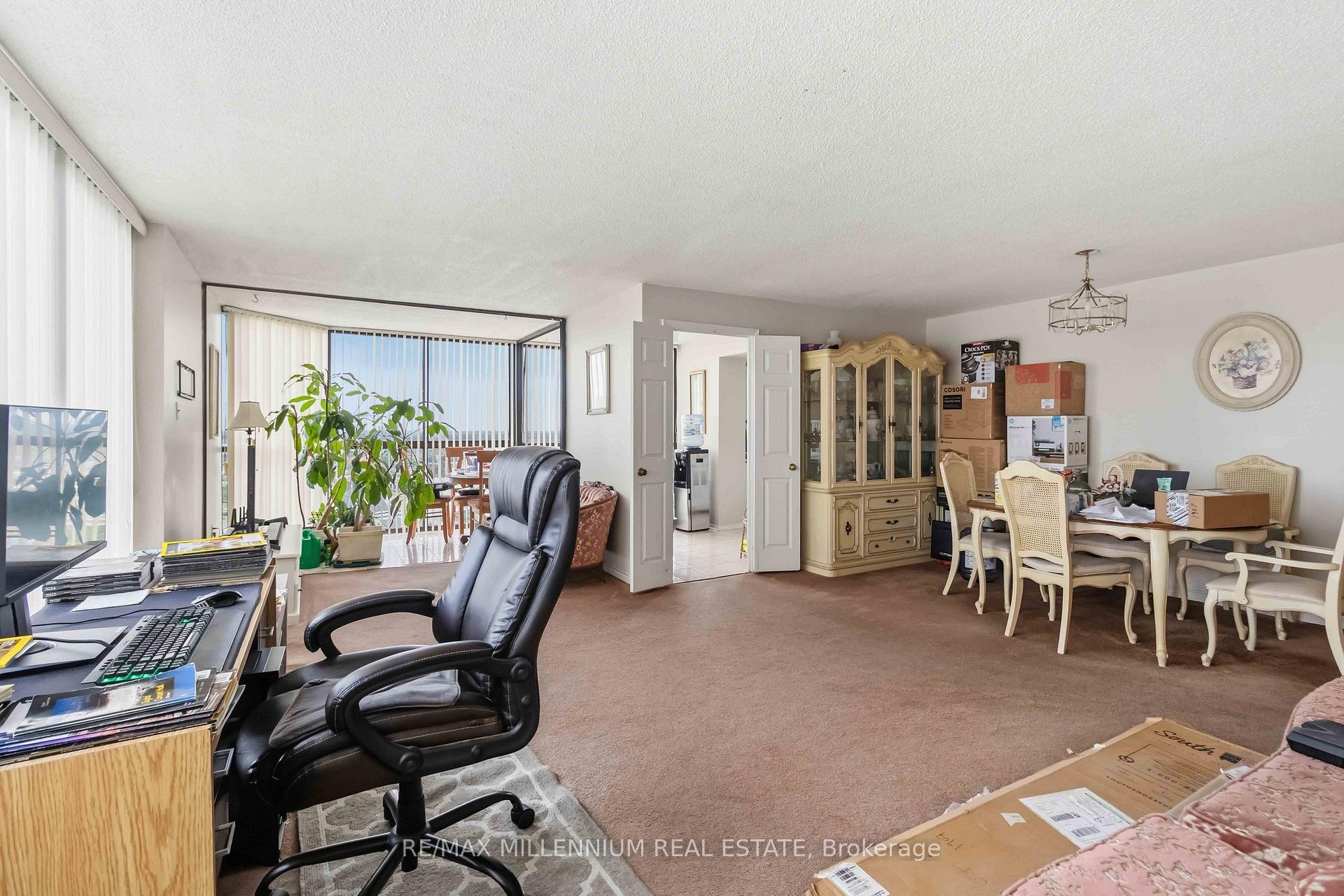 Photo 18 of Unit PH7, 4235 Sherwoodtowne Boulevard, Mississauga, City Centre — HOMEH